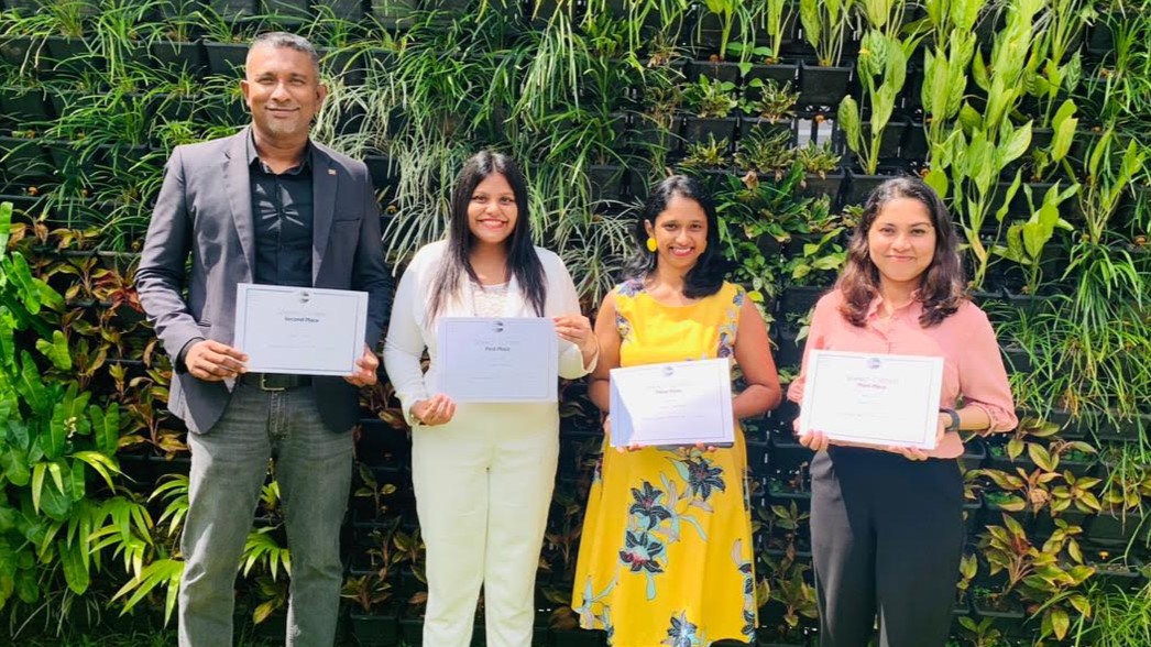 Ceylinco Life Toastmasters club win awards at Area competitions