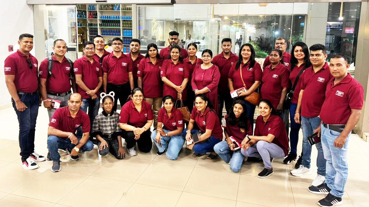 Read more about the article Ceylinco Life’s high achievers rewarded with tour of Thailand