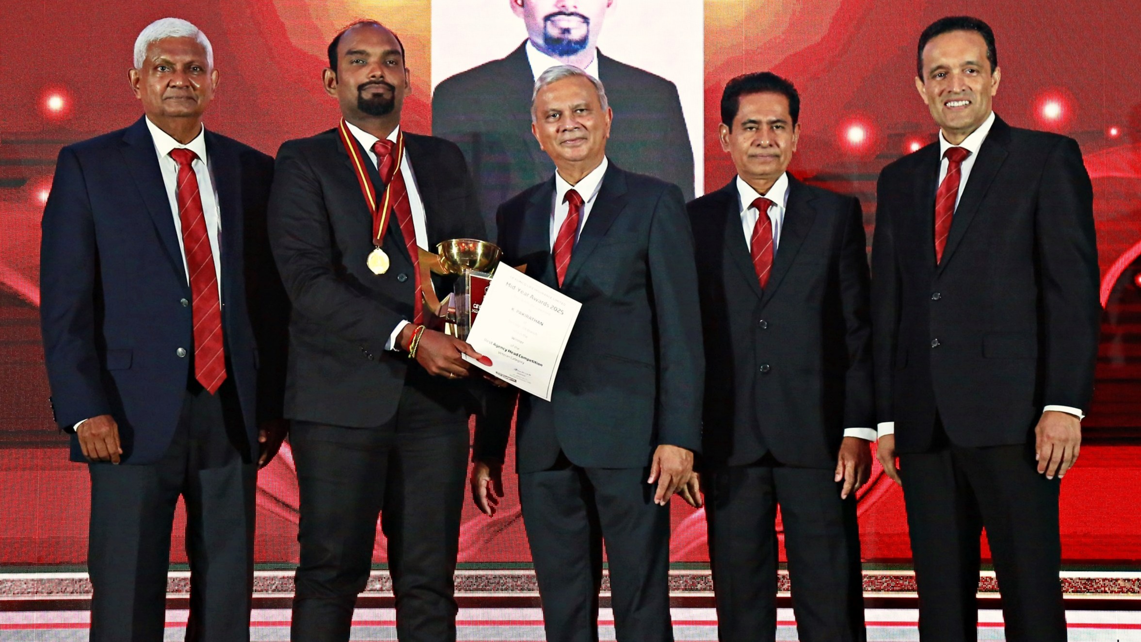 Read more about the article සෙලින්කෝ ලයිෆ් 2025 අර්ධ වාර්ෂික සම්මාන උළෙලේ දී විශිෂ්ට විකුණුම් නිලධාරීන් අගයයි