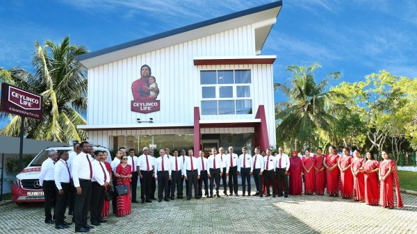 Read more about the article Ceylinco Life first to open eco-friendly branch on company land in Ambalantota