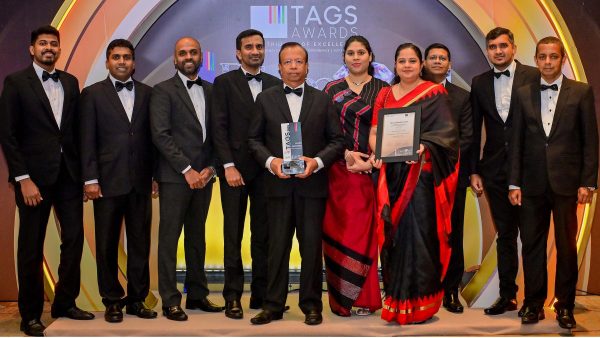 Read more about the article செலிங்கோ லைஃப் நிறுவனத்தின் 2024 ஆம் ஆண்டு அறிக்கை  இரட்டை புகழ்பெற்ற விருதுகளை வென்று சாதனை படைத்தது